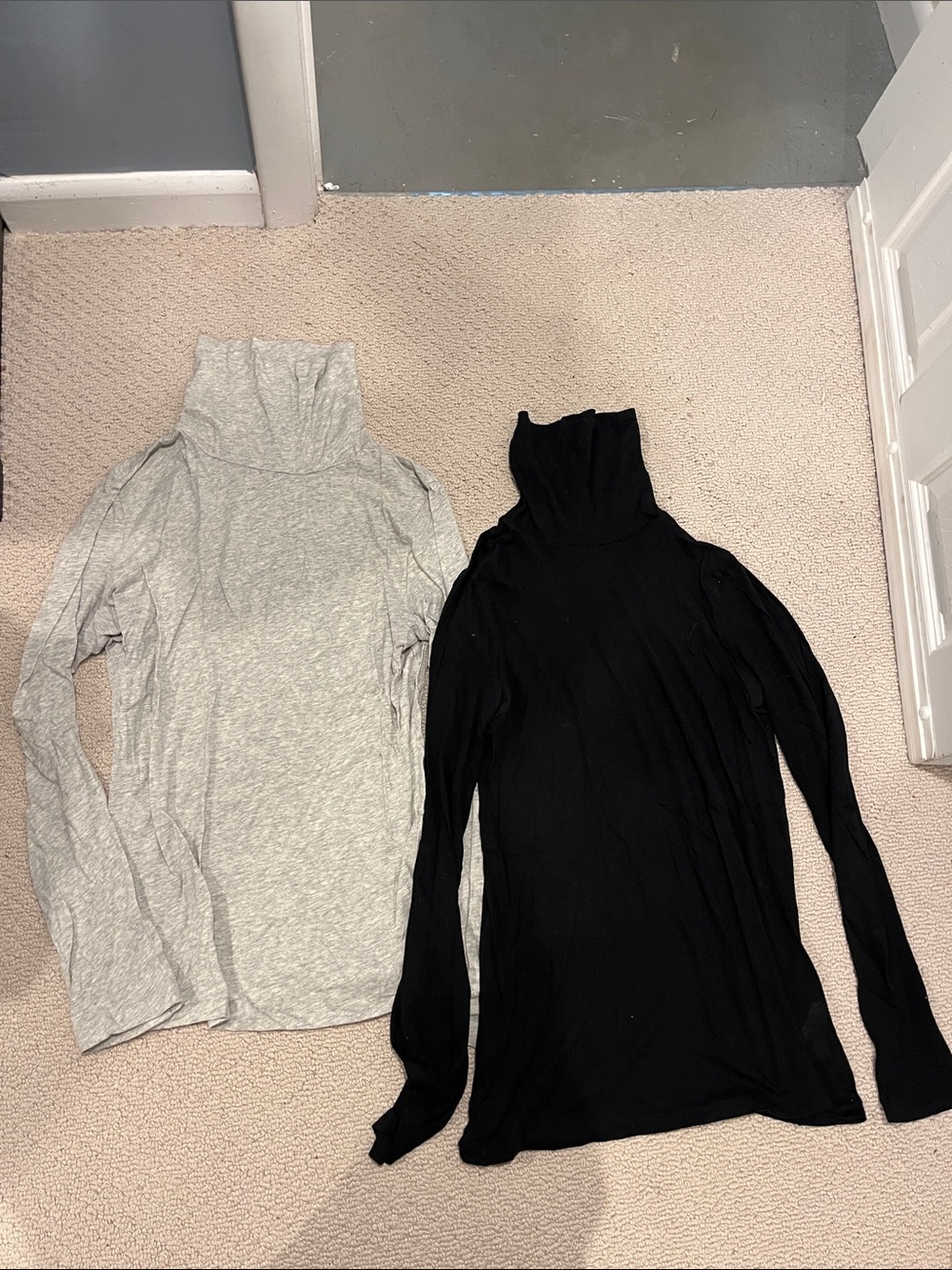 J.Crew Women's Turtleneck Long Sleeve Tops - Black & Light Gray